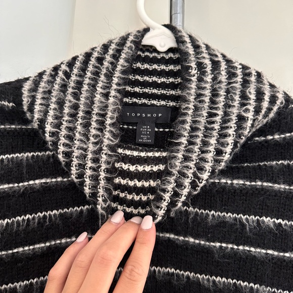 Topshop Sweater - Picture 3 of 4